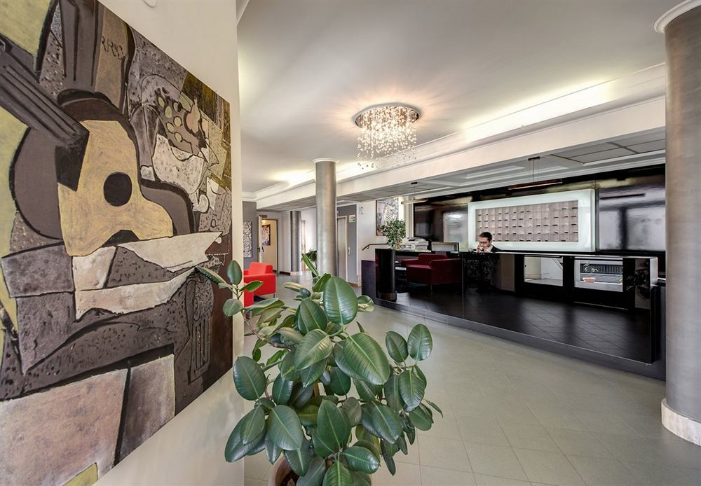 Hotell Alba 4*