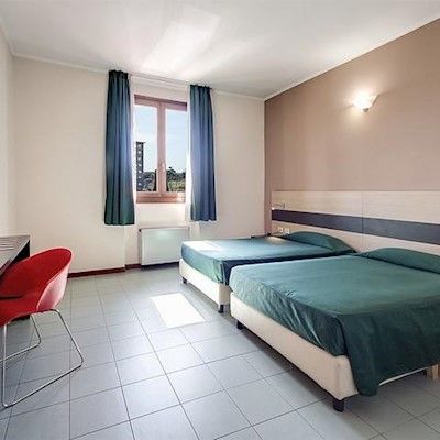 Hotell Alba 4*