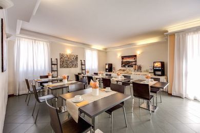 Hotell Alba 4*